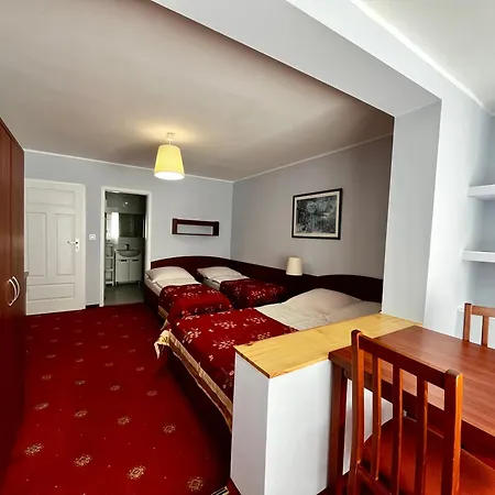 Wachta - Grzany Basen, Bezplatny Parking 홈스테이 레왈