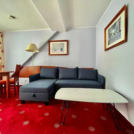 홈스테이 Wachta - Grzany Basen, Bezplatny Parking 레왈