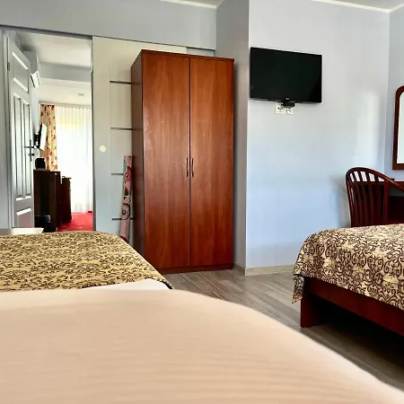 Wachta - Grzany Basen, Bezplatny Parking 홈스테이 레왈