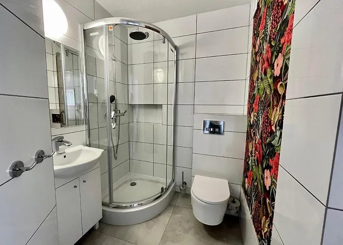 Wachta - Grzany Basen, Bezplatny Parking * Rewal