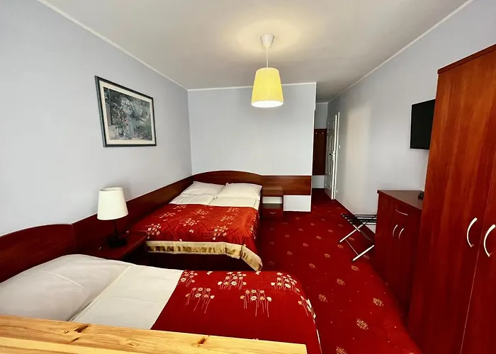 Wachta - Grzany Basen, Bezplatny Parking Pansiyon Rewal