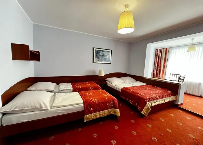 Wachta - Grzany Basen, Bezplatny Parking Pansiyon Rewal