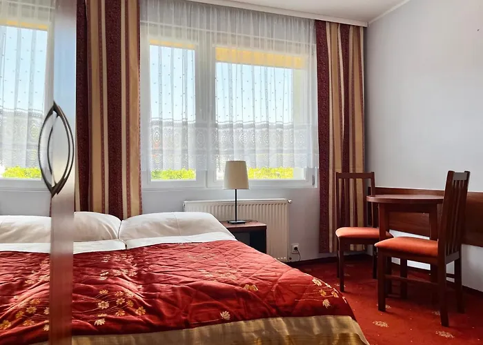 Pansiyon Wachta - Grzany Basen, Bezplatny Parking Rewal