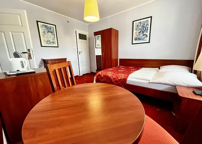 Wachta - Grzany Basen, Bezplatny Parking Pansiyon *